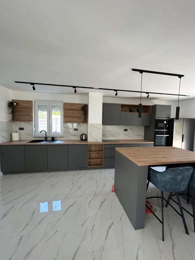Villa Kety Baška Extérieur photo