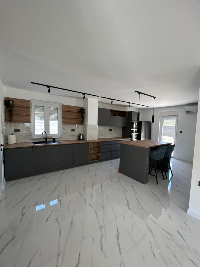 Villa Kety Baška Extérieur photo